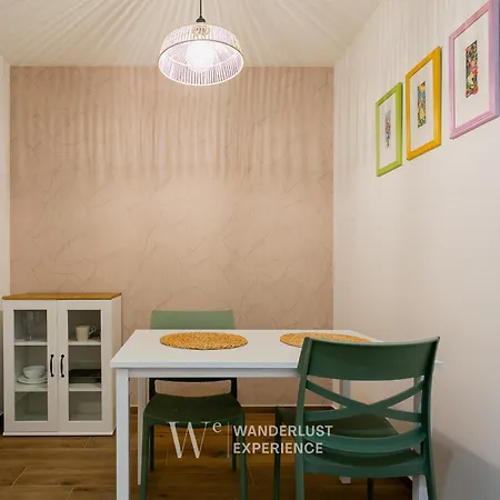 Wanderlust Experience March Hare * Bitonto